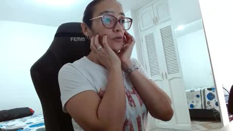 Snapshot of jess1ca_herrera chatting on 4, 11, 2025 jessica herreraToday I will be your devil and you my victim online show from 4, 11, 2025