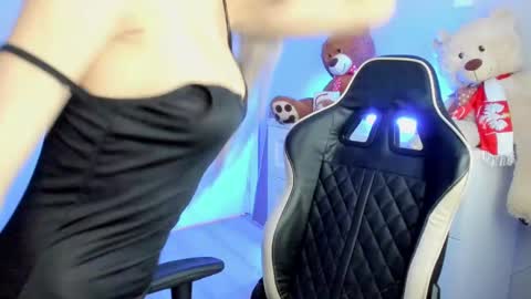 Snapshot of jess1ca_rabb1t chatting on 11, 12, 2024 jess1ca_rabb1t online show from 11, 12, 2024