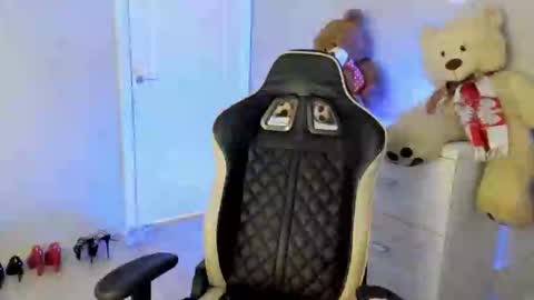 Snapshot of jess1ca_rabb1t chatting on 19, 1, 2025 jess1ca_rabb1t online show from 19, 1, 2025