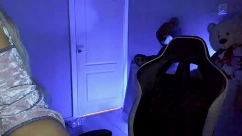 Snapshot of jess1ca_rabb1t chatting on 25, 1, 2025 jess1ca_rabb1t online show from 25, 1, 2025