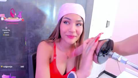 Snapshot of jess_ackerman chatting on 1, 11, 2025 Jess online show from 1, 11, 2025