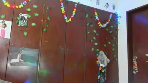 Snapshot of jess_sweett chatting on 3, 2, 2026 Jessica online show from 3, 2, 2026