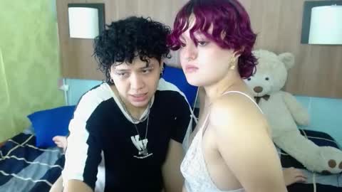 Snapshot of jessandjade chatting on 10, 11, 2025 JessAndJade online show from 10, 11, 2025