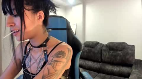 Snapshot of jessi_lemus chatting on 24, 11, 2025 jessi_lemus online show from 24, 11, 2025