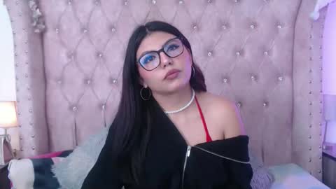 Jessica  online show from 11, 3, 2026