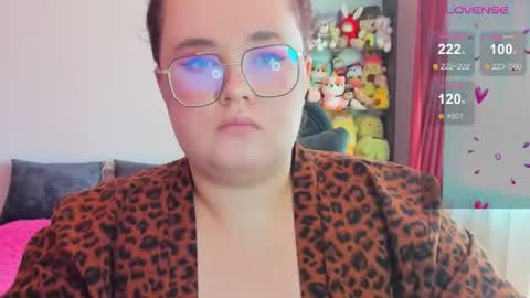 Snapshot of jessica_joy_ chatting on 6, 7, 2026 Natalia online show from 6, 7, 2026