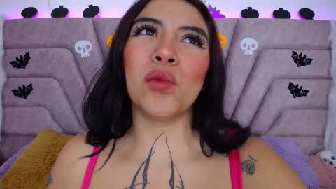 Snapshot of jessica_kraft_ chatting on 30, 10, 2025 Jessica Kraft online show from 30, 10, 2025