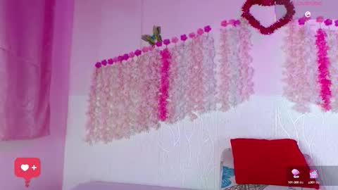 Snapshot of jessicaevan1 chatting on 17, 10, 2025 Jessica Evan online show from 17, 10, 2025