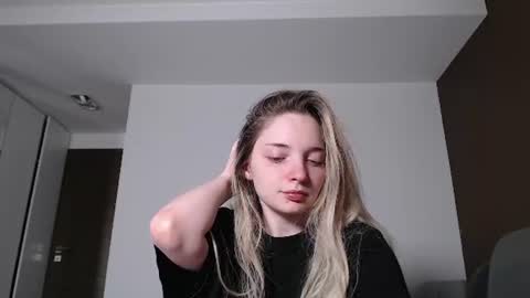 Snapshot of jessicahwinters chatting on 18, 6, 2026 Jessica online show from 18, 6, 2026