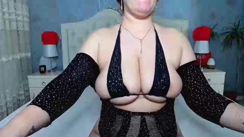 single mommy online show from 8, 3, 2025