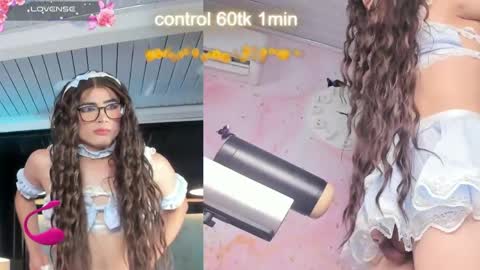 Snapshot of jessicameron chatting on 24, 5, 2026 JESSI AND NAOMI online show from 24, 5, 2026
