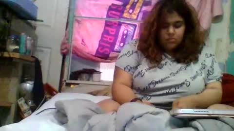 Snapshot of jessicarabbits4 chatting on 27, 4, 2026 dovedianna online show from 27, 4, 2026