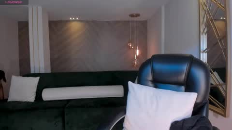 JESS online show from 24, 11, 2025