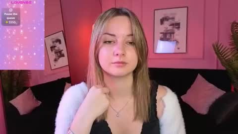 Snapshot of jessie_cuti chatting on 22, 10, 2025 Jessie online show from 22, 10, 2025