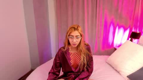 Snapshot of jessie_pinkk chatting on 7, 2, 2025 Jessie online show from 7, 2, 2025