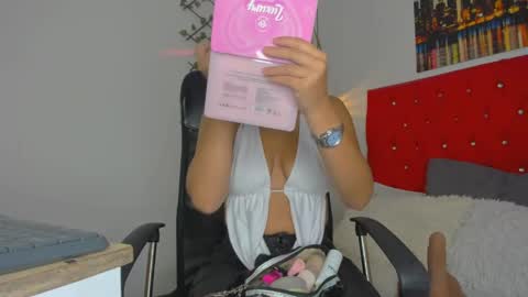 Snapshot of jessie_rogers__ chatting on 28, 4, 2026 Jessie online show from 28, 4, 2026