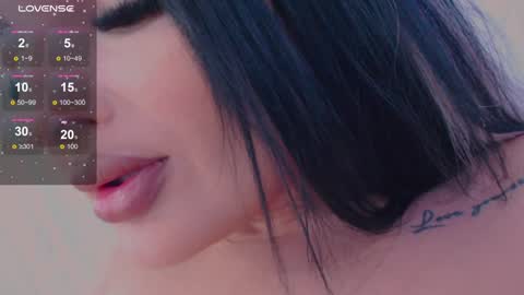 Snapshot of jessielines_1 chatting on 18, 12, 2024 jessie online show from 18, 12, 2024