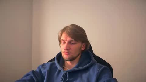 Snapshot of jessierise chatting on 12, 10, 2025 JessieRise online show from 12, 10, 2025