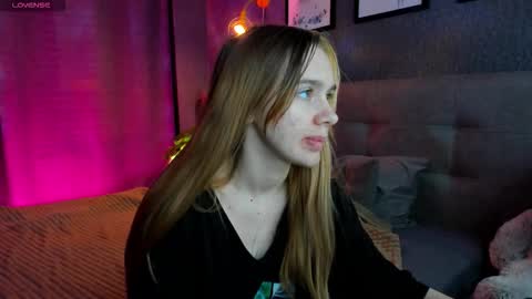 Snapshot of jessiexxiv chatting on 25, 10, 2025 Jessie online show from 25, 10, 2025