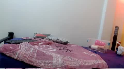 Snapshot of jessyhot604 chatting on 19, 7, 2026 jessy online show from 19, 7, 2026