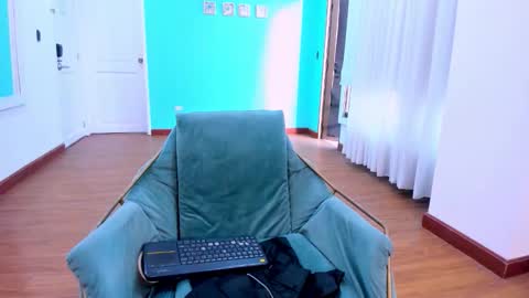 JessyMiiranda online show from 1, 11, 2025