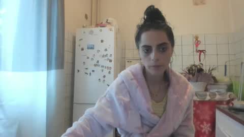 Snapshot of jessystarrr chatting on 6, 10, 2025 Jessy online show from 6, 10, 2025