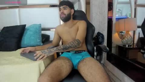 Snapshot of jesus77_ chatting on 28, 11, 2025 --- Jesus --- online show from 28, 11, 2025