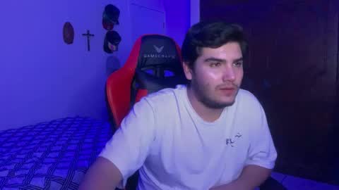 Snapshot of jesusdntc chatting on 4, 1, 2025 HotBoy online show from 4, 1, 2025