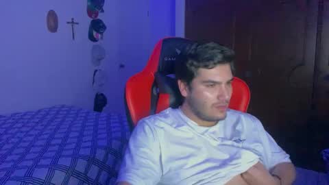 Snapshot of jesusdntc chatting on 4, 1, 2025 HotBoy online show from 4, 1, 2025