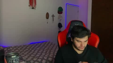 Snapshot of jesusdntc chatting on 20, 1, 2025 HotBoy online show from 20, 1, 2025