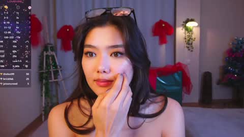 Hi all. My name is Naomi and Im glad to see you in my room  online show from 5, 1, 2025