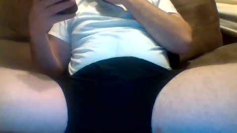 Snapshot of jetthedog14 chatting on 10, 11, 2025 jetthedog14 online show from 10, 11, 2025