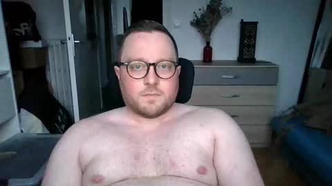 Snapshot of jeuneloup92 chatting on 17, 2, 2026 jeuneloup92 online show from 17, 2, 2026