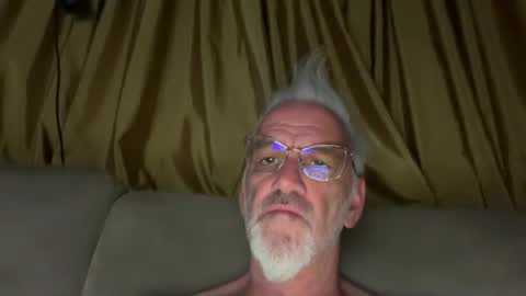 Snapshot of jewlronny chatting on 2, 7, 2026 jewlronny online show from 2, 7, 2026