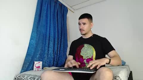 Juan David online show from 2, 11, 2025