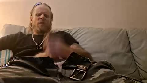 Snapshot of jeyhardsmashin69 chatting on 25, 10, 2025 jeyhardsmashin69 online show from 25, 10, 2025