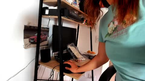 Snapshot of jezabel_purple chatting on 25, 5, 2026 Camila online show from 25, 5, 2026