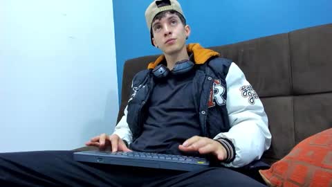 Snapshot of jheampiero chatting on 2, 2, 2026 Jheampiero online show from 2, 2, 2026