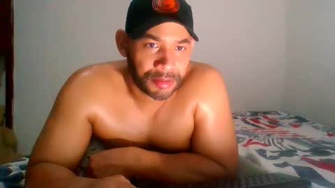 Snapshot of jho173027 chatting on 3, 11, 2025 En moreno online show from 3, 11, 2025