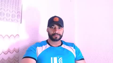 Snapshot of jho173027 chatting on 13, 3, 2026 En moreno online show from 13, 3, 2026