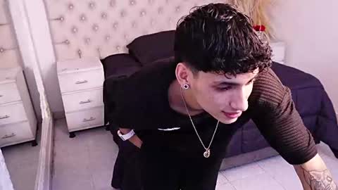 jhoanleandro online show from 23, 7, 2026
