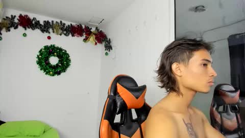 Snapshot of jhoner_browms chatting on 29, 11, 2025 jhoner_browms online show from 29, 11, 2025