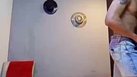 jhonny_thes28 online show from 15, 10, 2025