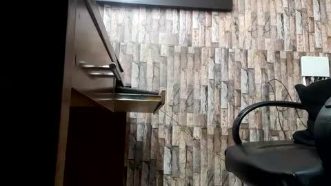 Jhosuamoore  online show from 1, 11, 2025