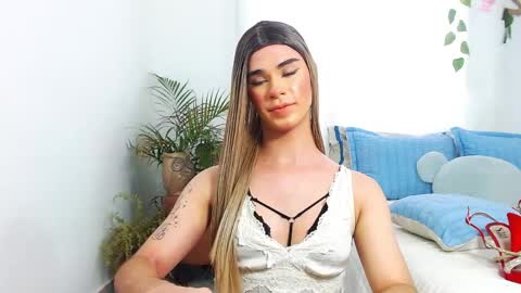 Jhuan Nhez online show from 11, 4, 2026