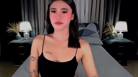 Snapshot of jhuliana_and_charles_room chatting on 12, 9, 2025 jhuliana_and_charles_room online show from 12, 9, 2025