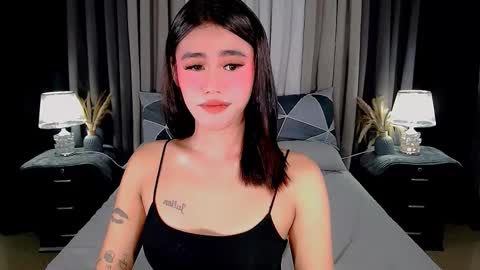 Snapshot of jhuliana_and_charles_room chatting on 27, 9, 2025 jhuliana_and_charles_room online show from 27, 9, 2025