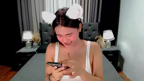 Snapshot of jhuliana_and_charles_room chatting on 14, 6, 2026 jhuliana_and_charles_room online show from 14, 6, 2026