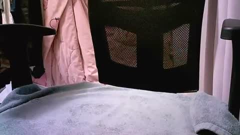 Snapshot of jhung1683 chatting on 8, 8, 2026 Lets play online show from 8, 8, 2026