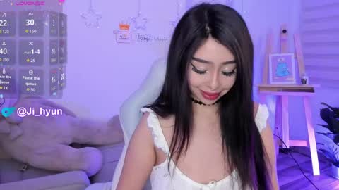 Snapshot of ji_hyun chatting on 2, 5, 2026 Ji online show from 2, 5, 2026